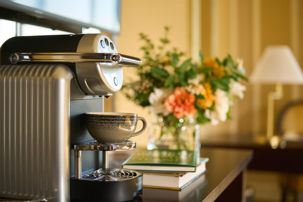 Castlemartyr Resort Hotel Екстер'єр фото A Nespresso machine