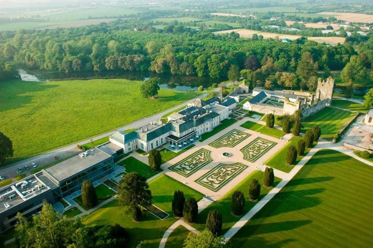 Castlemartyr Resort Hotel Екстер'єр фото Aerial view of the Château de Chaumont