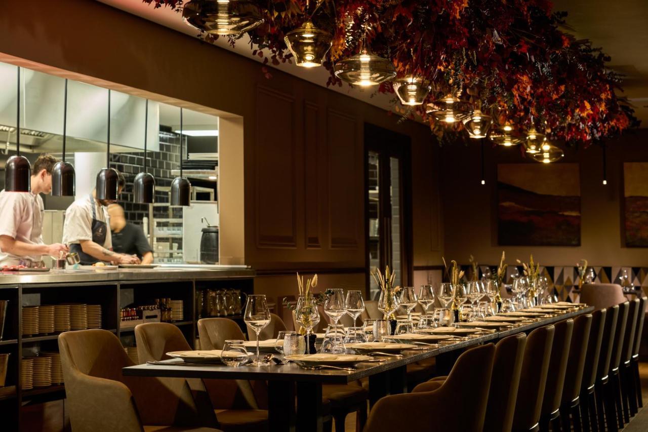 Castlemartyr Resort Hotel Екстер'єр фото Interior of the restaurant