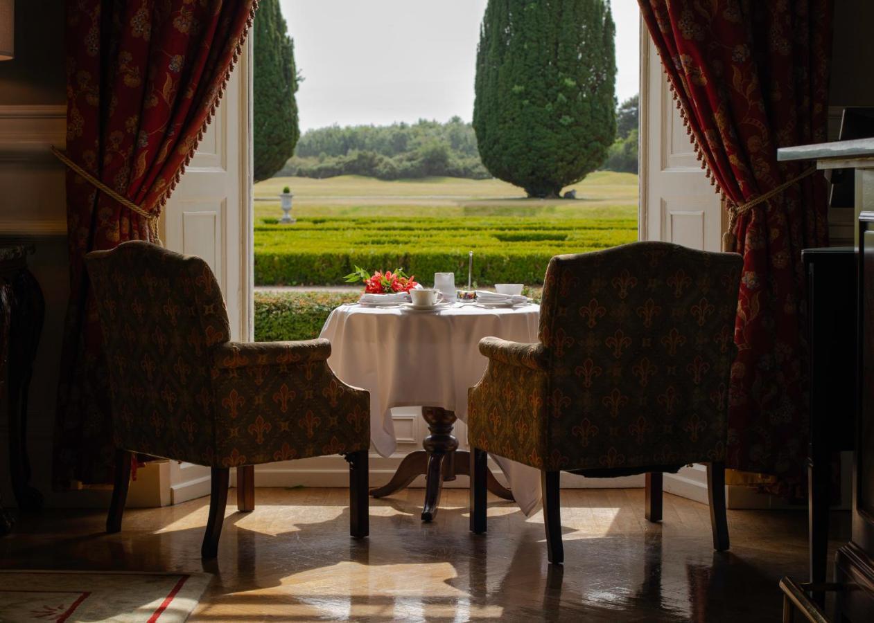 Castlemartyr Resort Hotel Екстер'єр фото The dining room at the hotel