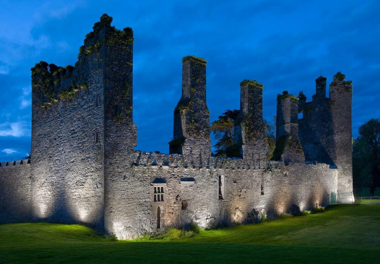 Castlemartyr Resort Hotel Екстер'єр фото Trim Castle